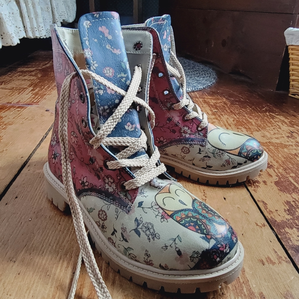 Goby Wise 🦉 Owl floral Lace up combat boots vegan faux leather Quirky RARE - Picture 11 of 15